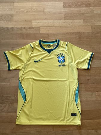WM  Trikot Brasilien Nike Grösse M neu mit Etikett