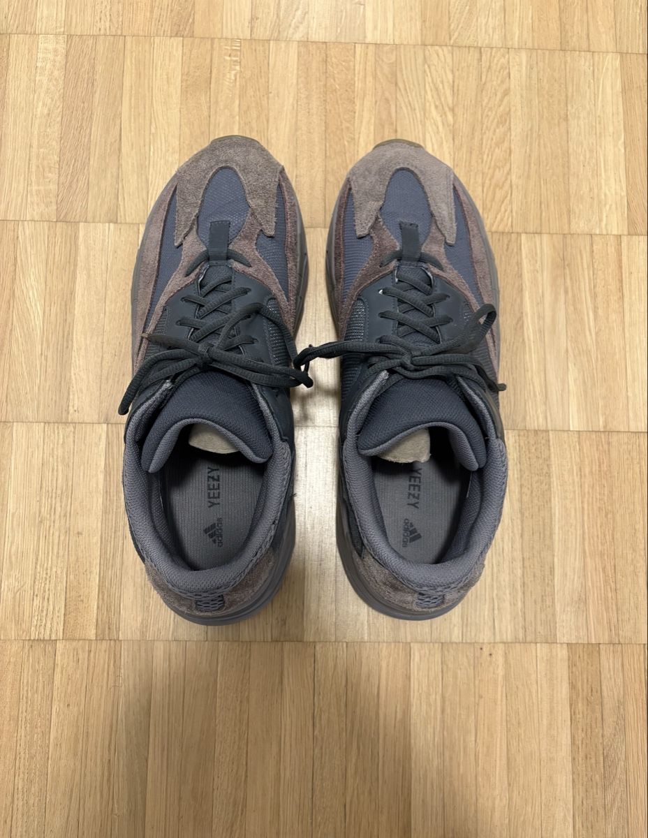 Adidas Scarpe da uomo: Adidas Yeezy Boost 700 Mauve – Usato da Zürich venduto da ruben000 4