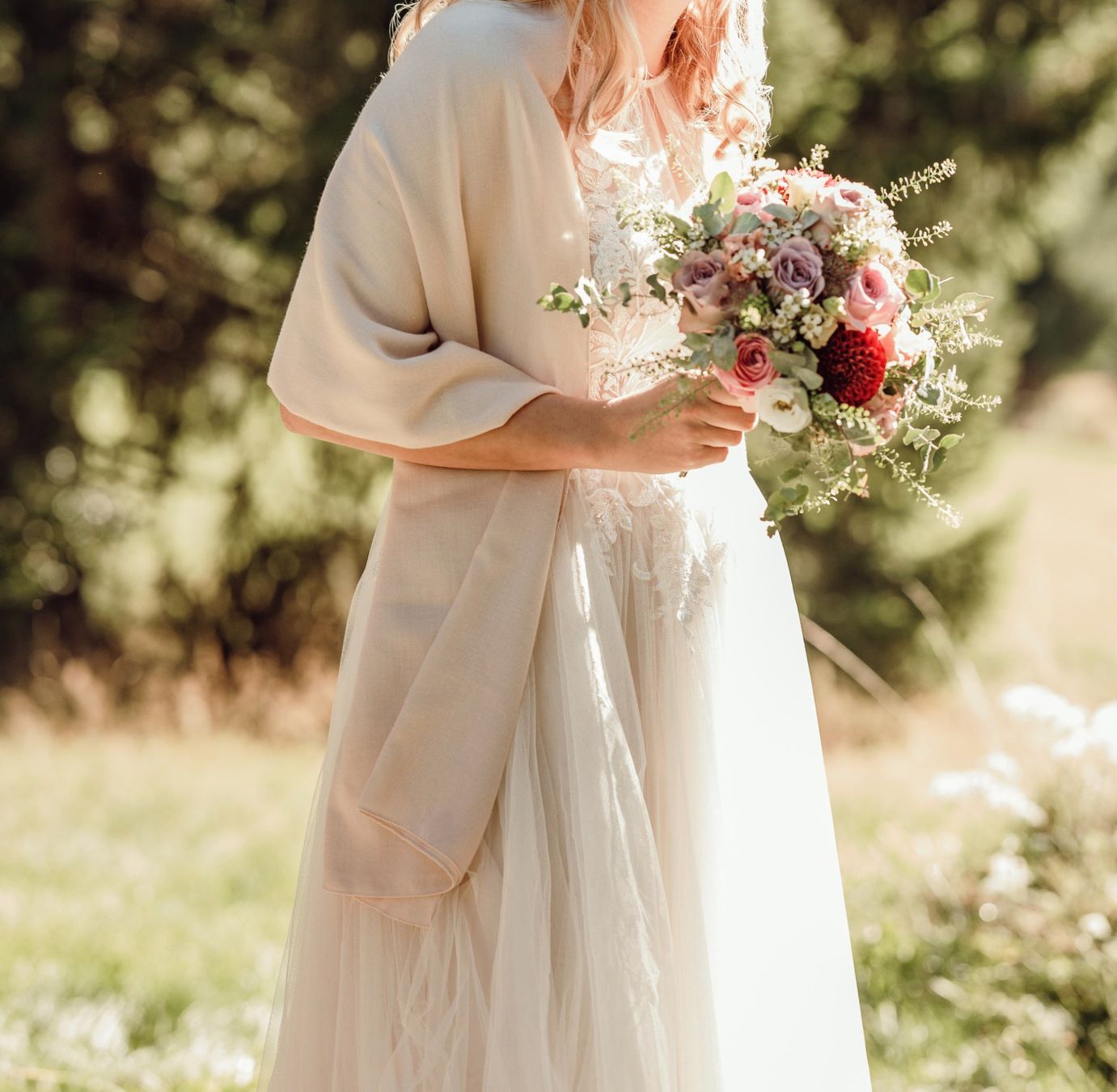 Kleider: Secondhand Brautkleid von Stella York, Grösse 40 – Gebraucht aus Brunnen von Herzig-Brautmode 2