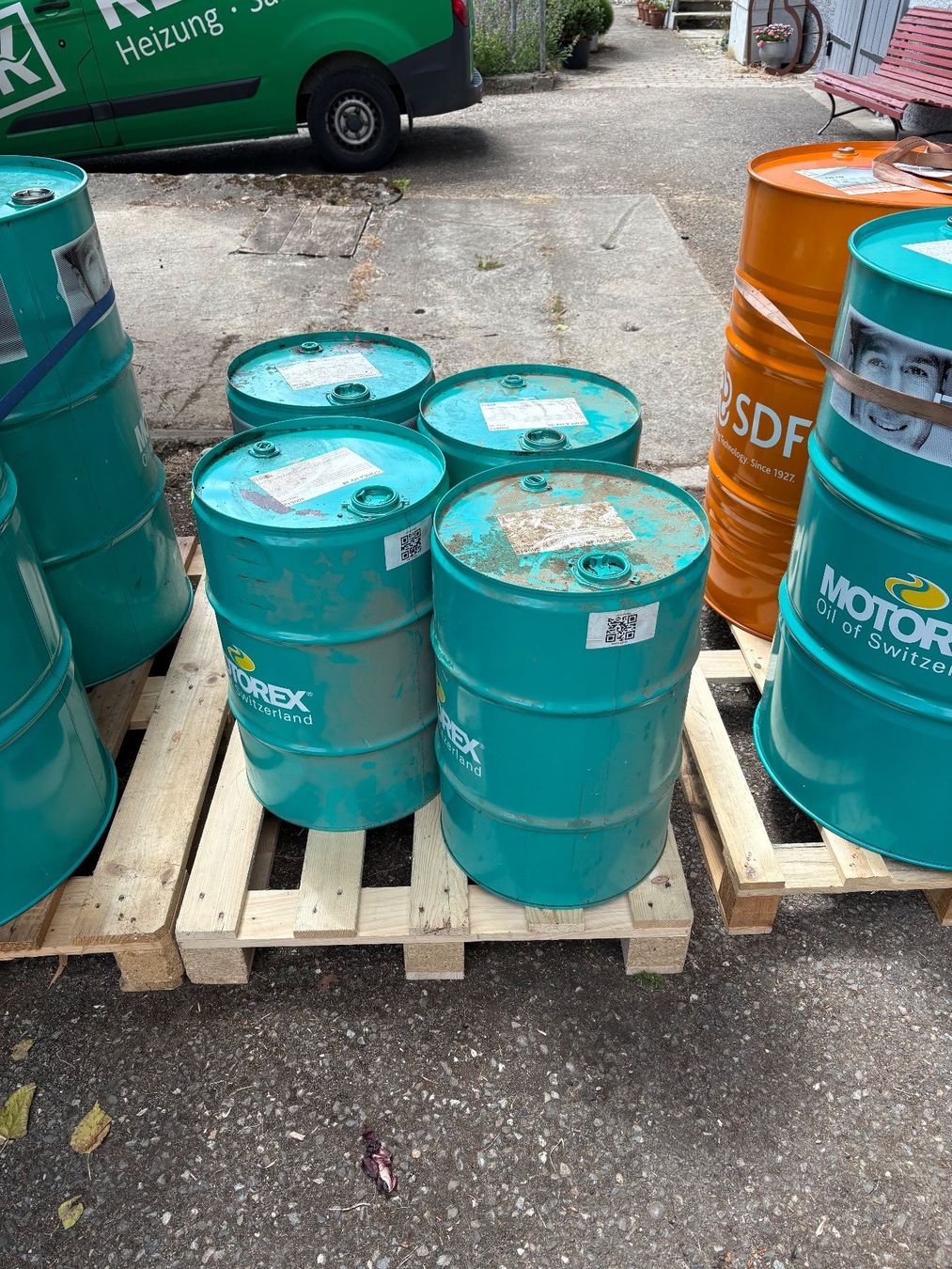 Pitture & Vernici: Verkaufe ca. 500 Liter Heizöl – Usato da Opfertshofen SH venduto da pat_zk67 1