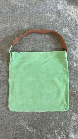 Sac en cuir suédé vert GERARD DAREL bon état