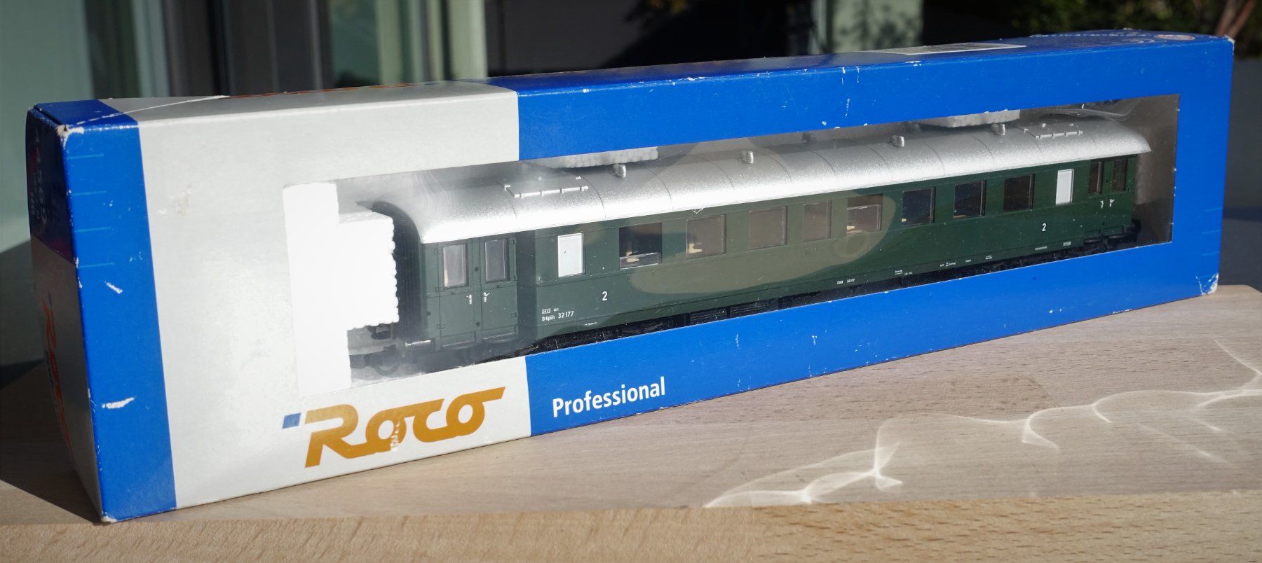 Roco Trains électriques: ÖBB B4ipüh. Roco Art. 44569. DC. – D'occasion à Horw par SwissSteamMemories 4