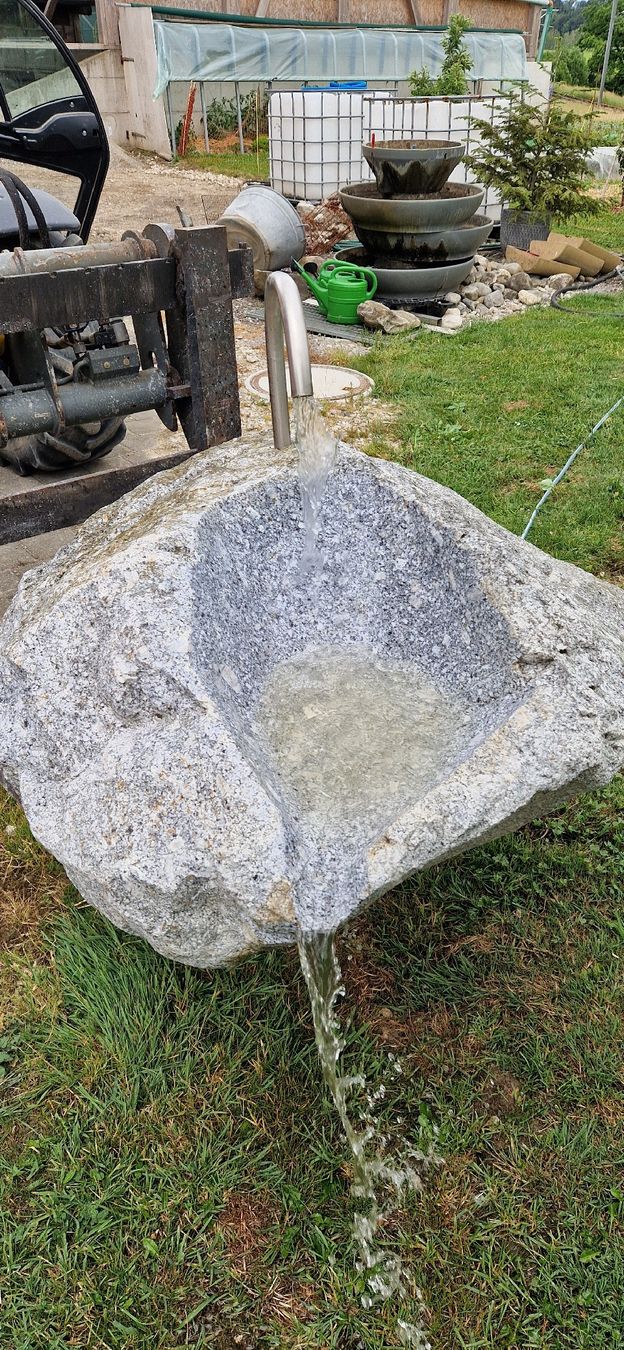 Stagni & Fontane ornamentali: Natursteinbrunnen – Usato da Oppikon venduto da koller05 2