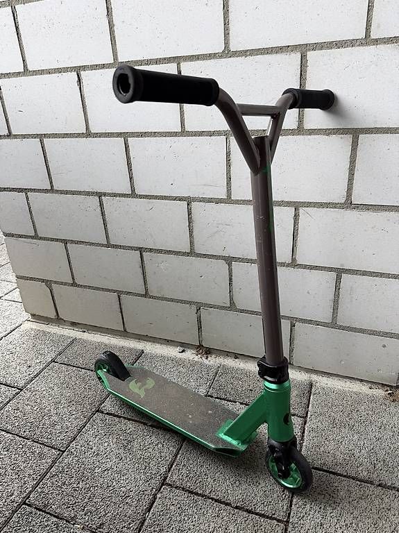 Kickboard: Chilli Pro 3000 Scooter Grün  – D'occasion à Thal par maesi86