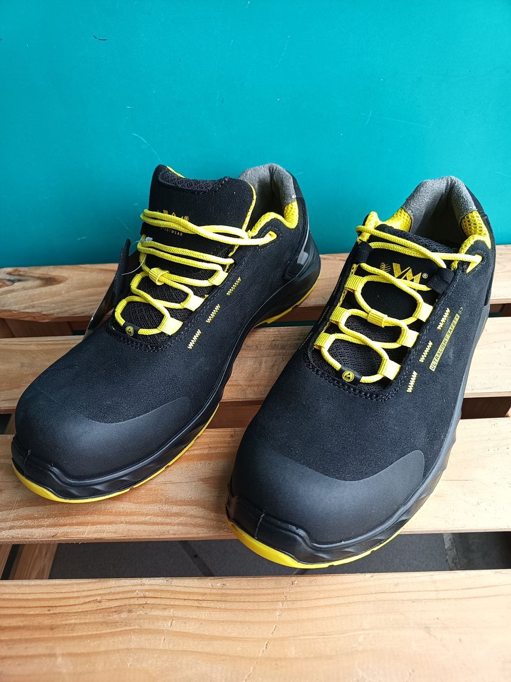 Scarpe da uomo: VM Sicherheitsschuhe S3 ESD SRC 45 – Nuovo e nell'imballaggio originale da Oberegg venduto da 19franzi94