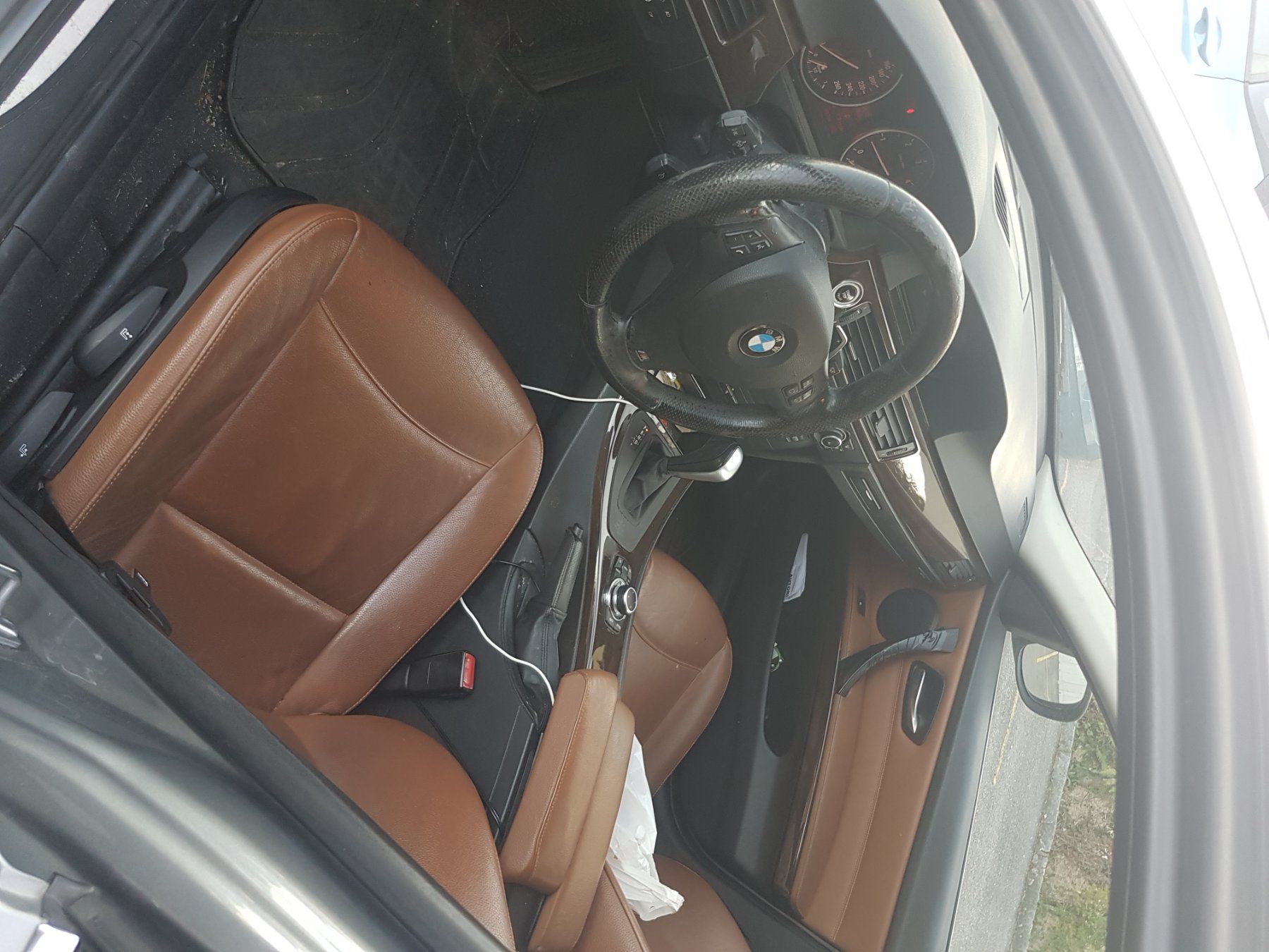 BMW Automobili: A vendre BMW 330XD – Usato da Neuchâtel venduto da layac1 4