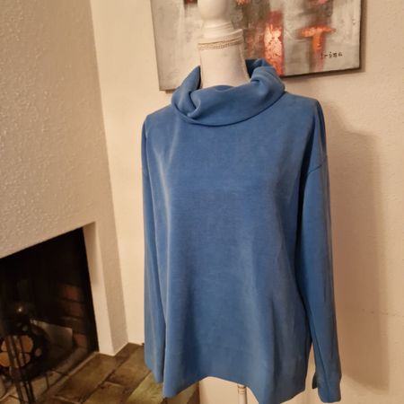 Kuscheliger OPUS Damenpullover Gr. 42 blau