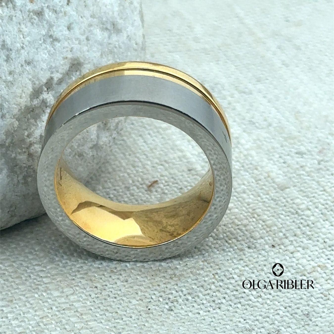 Olga Ribler Anelli: Edelstahl Ring bi-color  modern  Grösse 66 – Nuovo (secondo la descrizione) da Luzern venduto da Schmuckoutlet 1