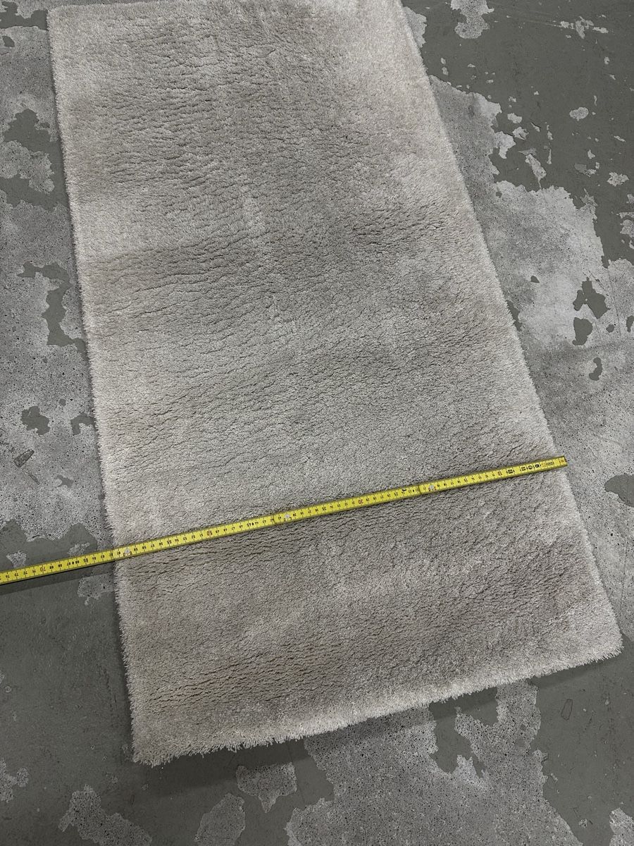 Teppiche: Teppich grau – Gebraucht aus Chur von Sim7000 1