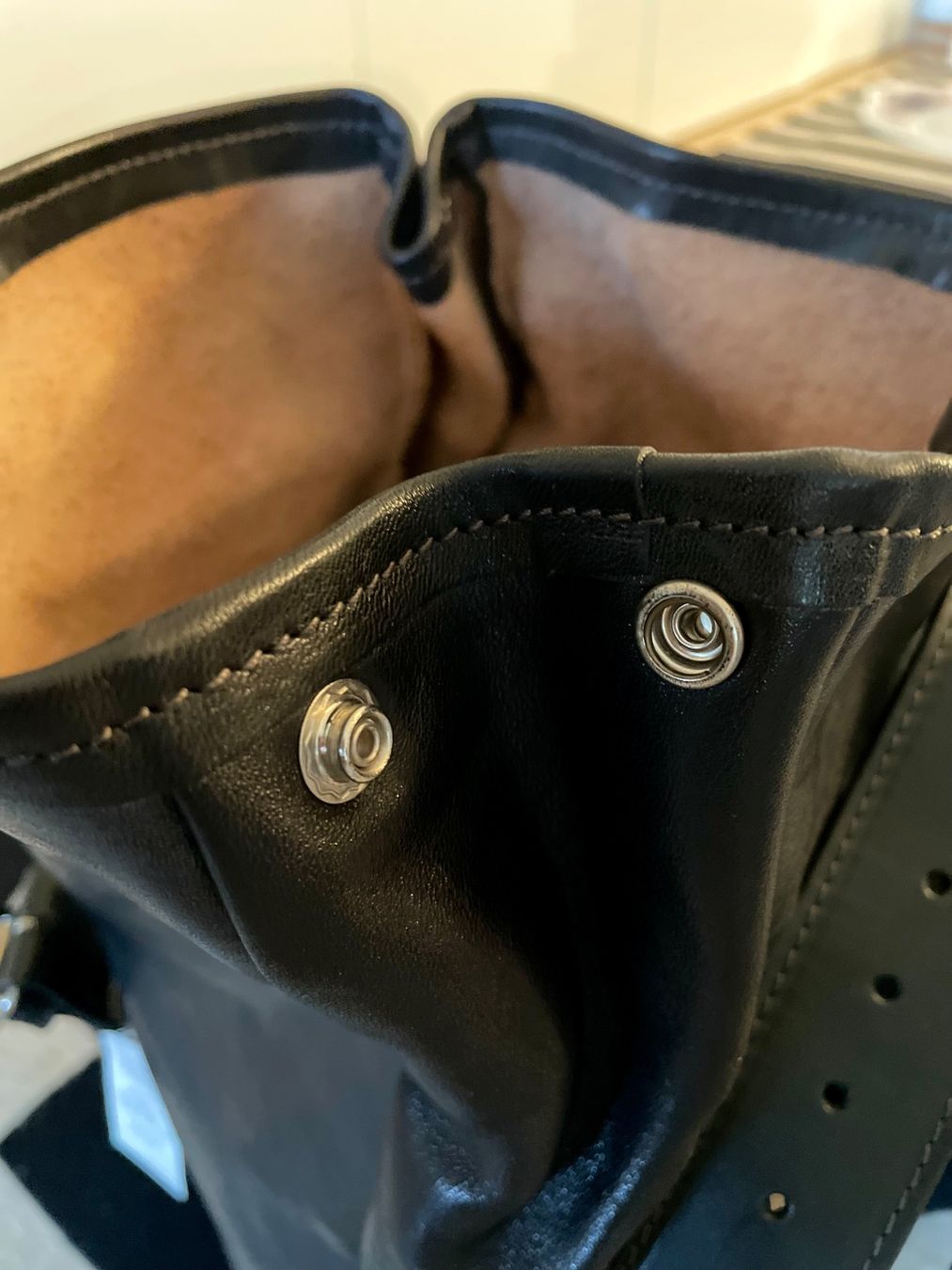Rucksäcke: Rucksack. Leder. Handgefertigt. Neu – Neu und originalverpackt aus Basel von nic_6l52 2