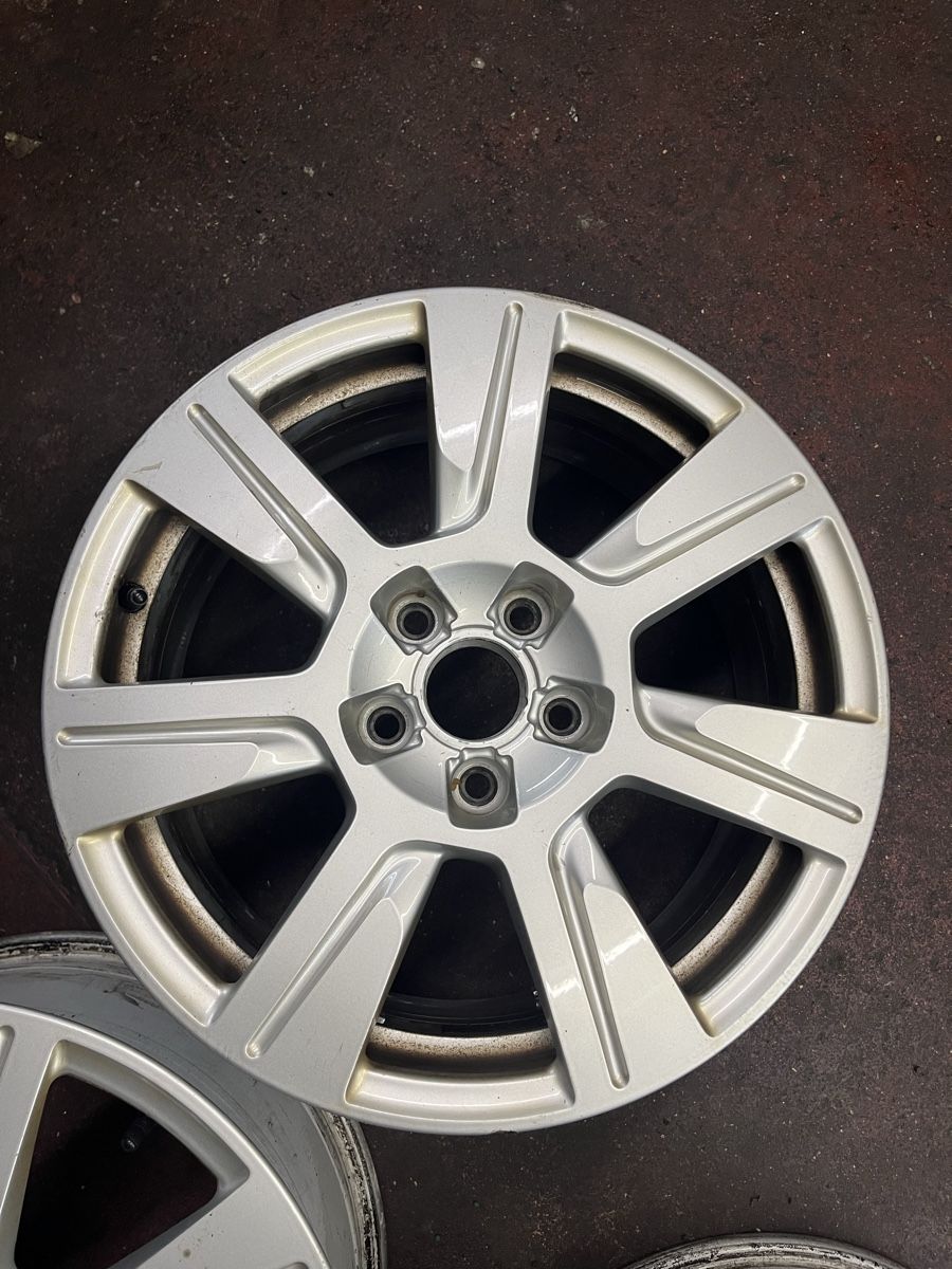Audi Cerchioni: Alufelgen 225/50 R17 Audi – Usato da Luzern venduto da elijakiki 4