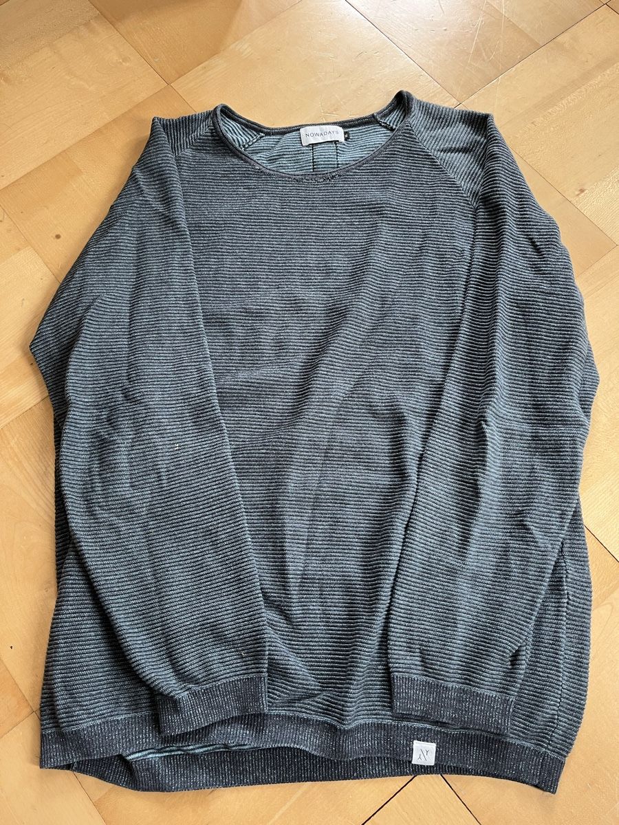 Pullover & Sweatshirts: NOWADAYS Herren Pullover XL gestreift - Herbst Angebot! – Gebraucht aus Kerns von lau_z7vm