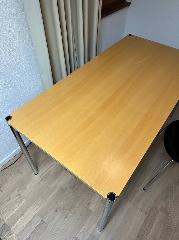 USM Schreibtische: Bureau USM Haller en plaqué hêtre naturel // Ref. AY0362 – Gebraucht aus Ravoire von ARKY_s 2