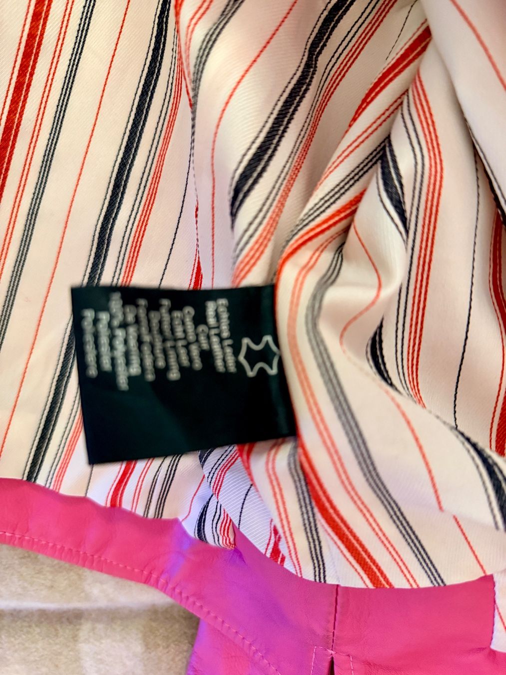 Jacken: Rosa Lederjacke – Gebraucht aus Genève von mar_g5r2 2