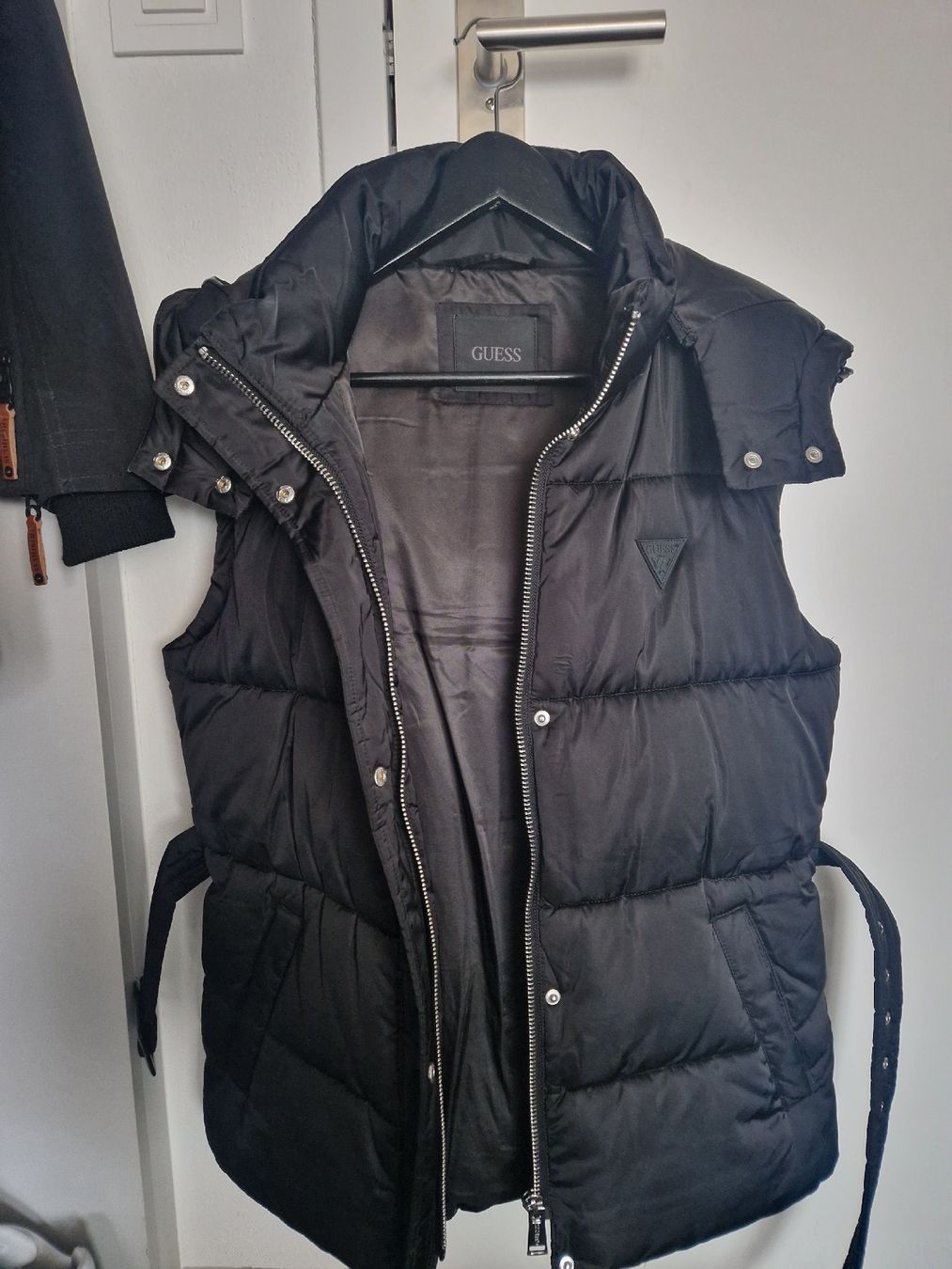 Guess Gilet & Giacche senza maniche: Weste Gilet Guess – Usato da Glattfelden venduto da Ivana5288 1