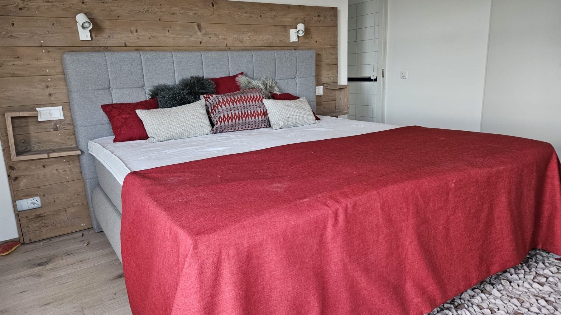 Letti: Grosses Boxspringbett – Usato da Schaffhausen venduto da kha_wh59 1