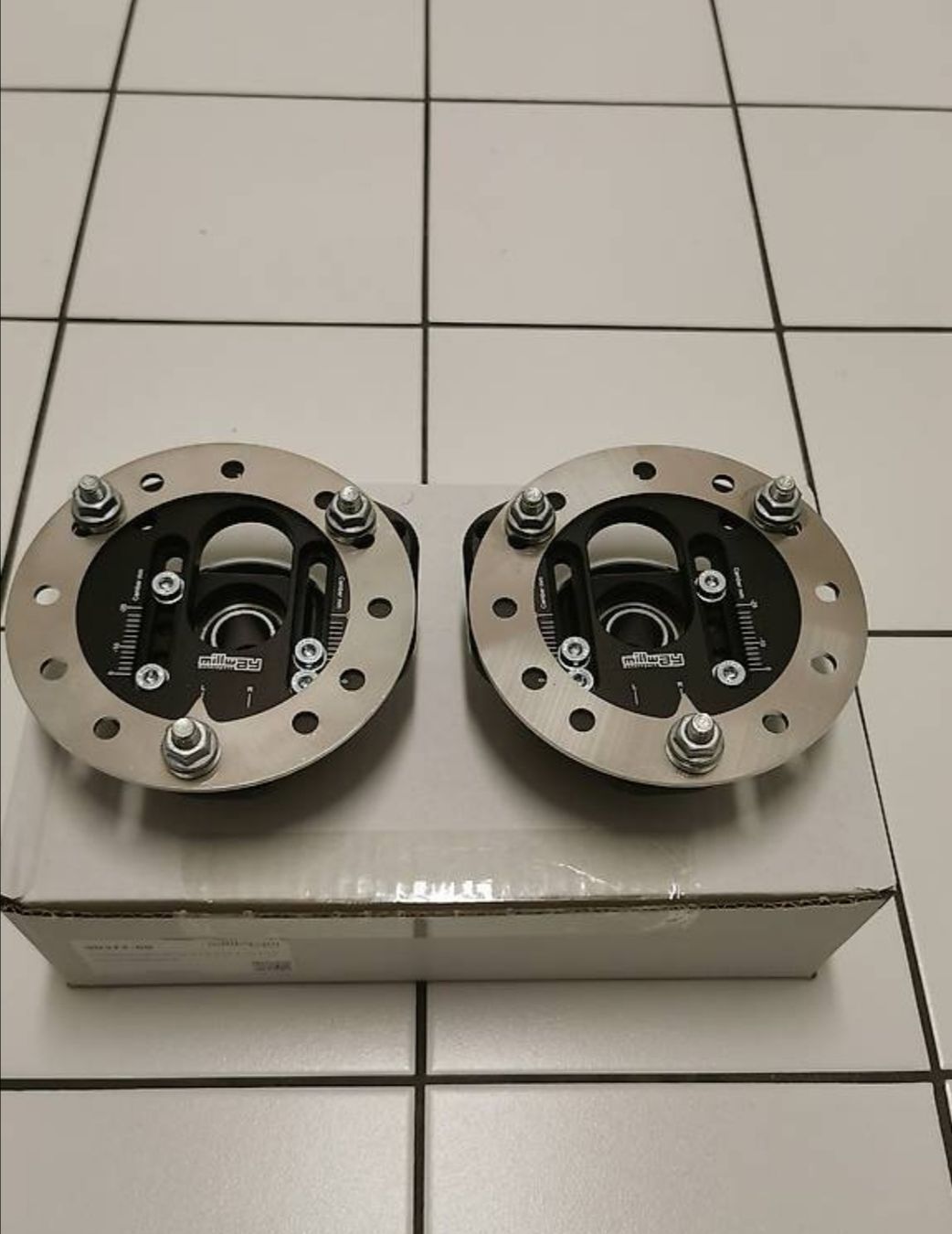 BMW Tutti pezzi di ricambio auto: BMW e30 Millway Domlager – Nuovo e nell'imballaggio originale da Zuchwil venduto da Leu_44