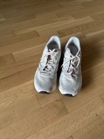 New Balance Sneakers W680 
