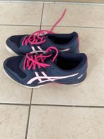 Asics Schuhe