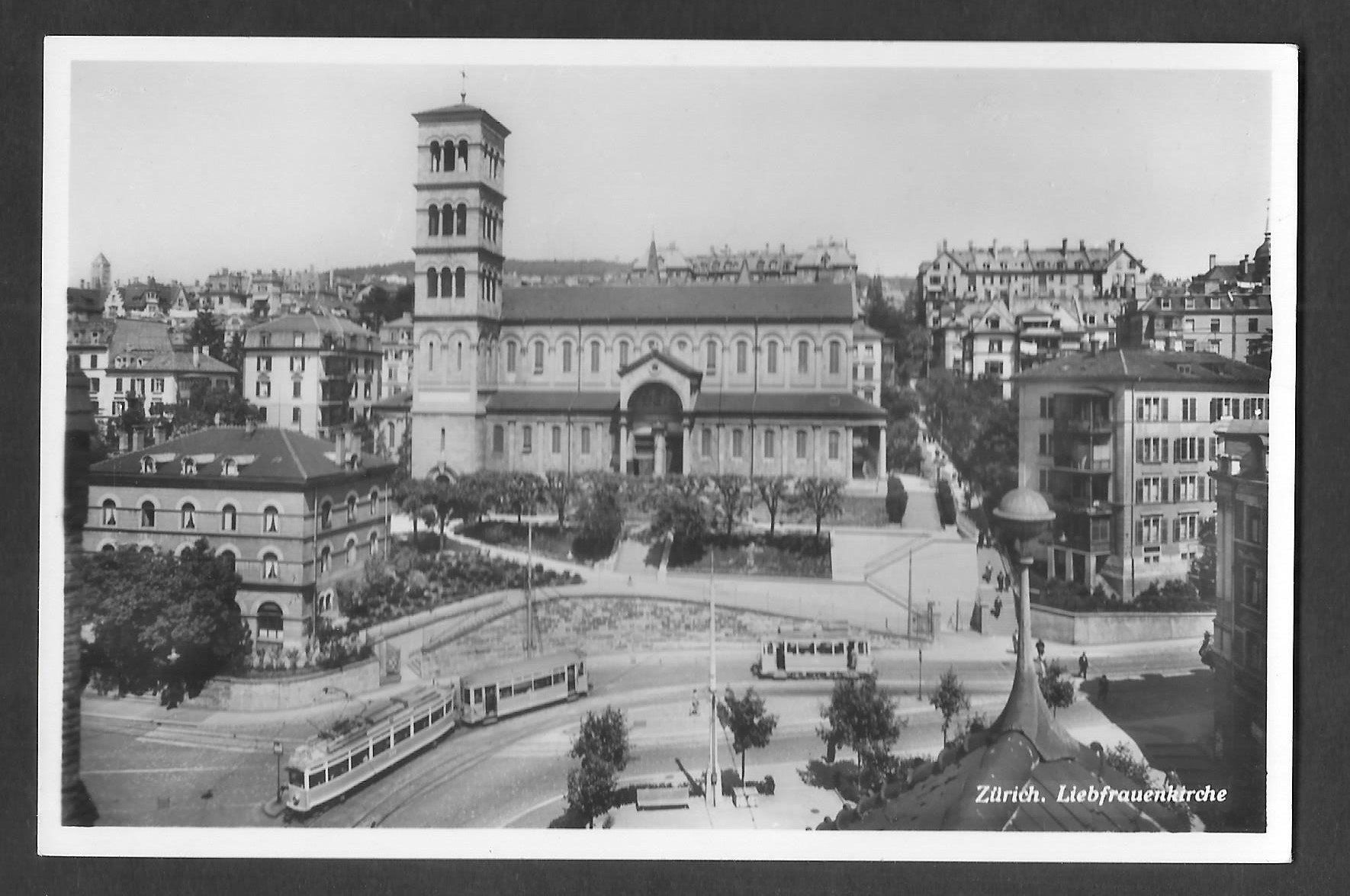 Ansichtskarten: Zürich Liebfrauenkirche mit diversen Trams – Gebraucht aus Olten von clotaldi