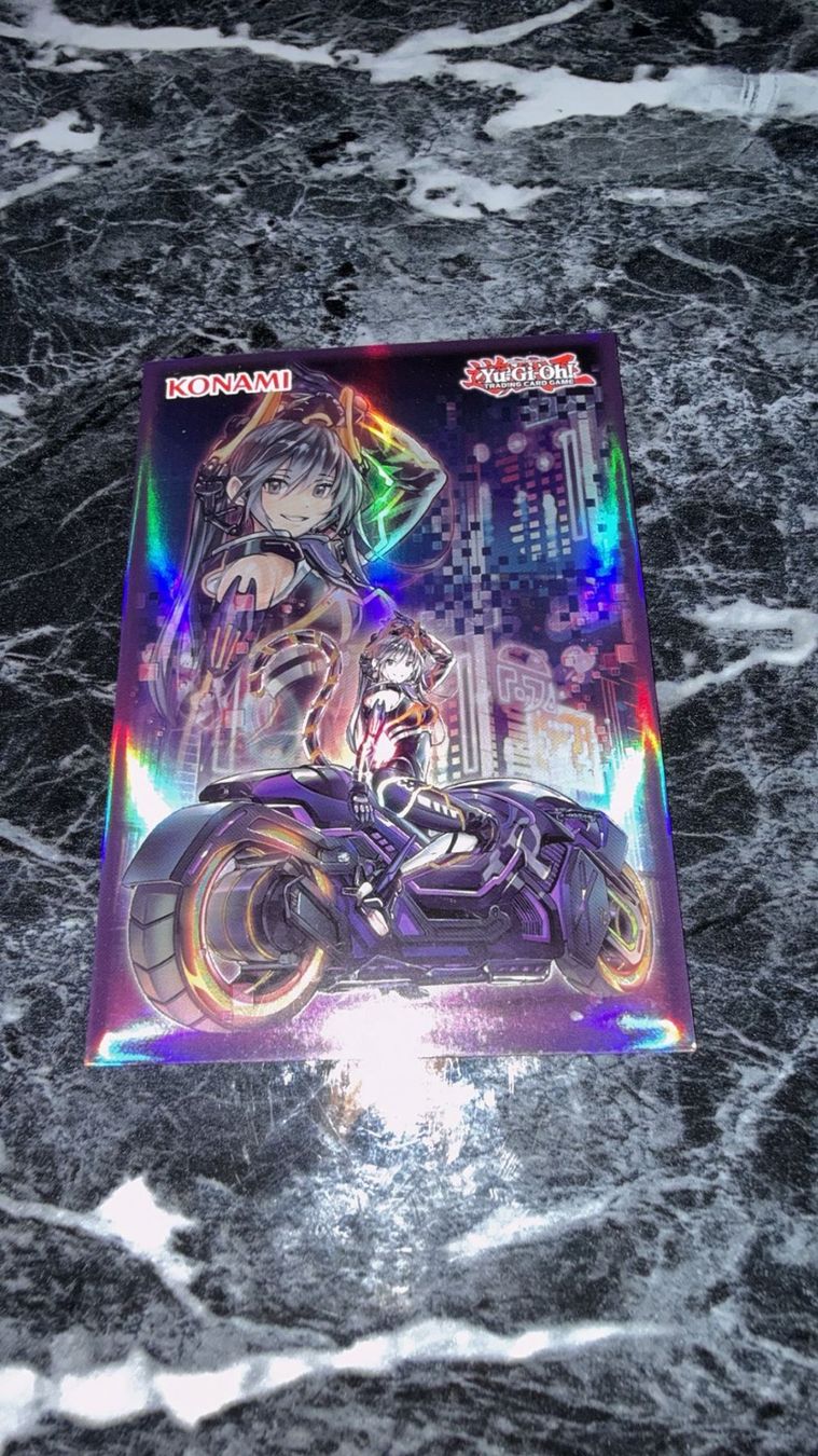 Yugioh Carte collezionabili: Yu-Gi-Oh! / Rotäugiger Blauer Drache (Ultra Rare) – Usato da Frauenfeld venduto da tobiaskoestli1 1