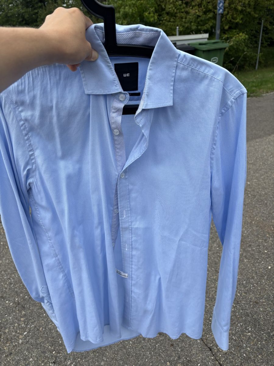 We Camicie: Hellblaues Hemd von WE slim fit – Usato da Schwerzenbach venduto da herzankerkreuz