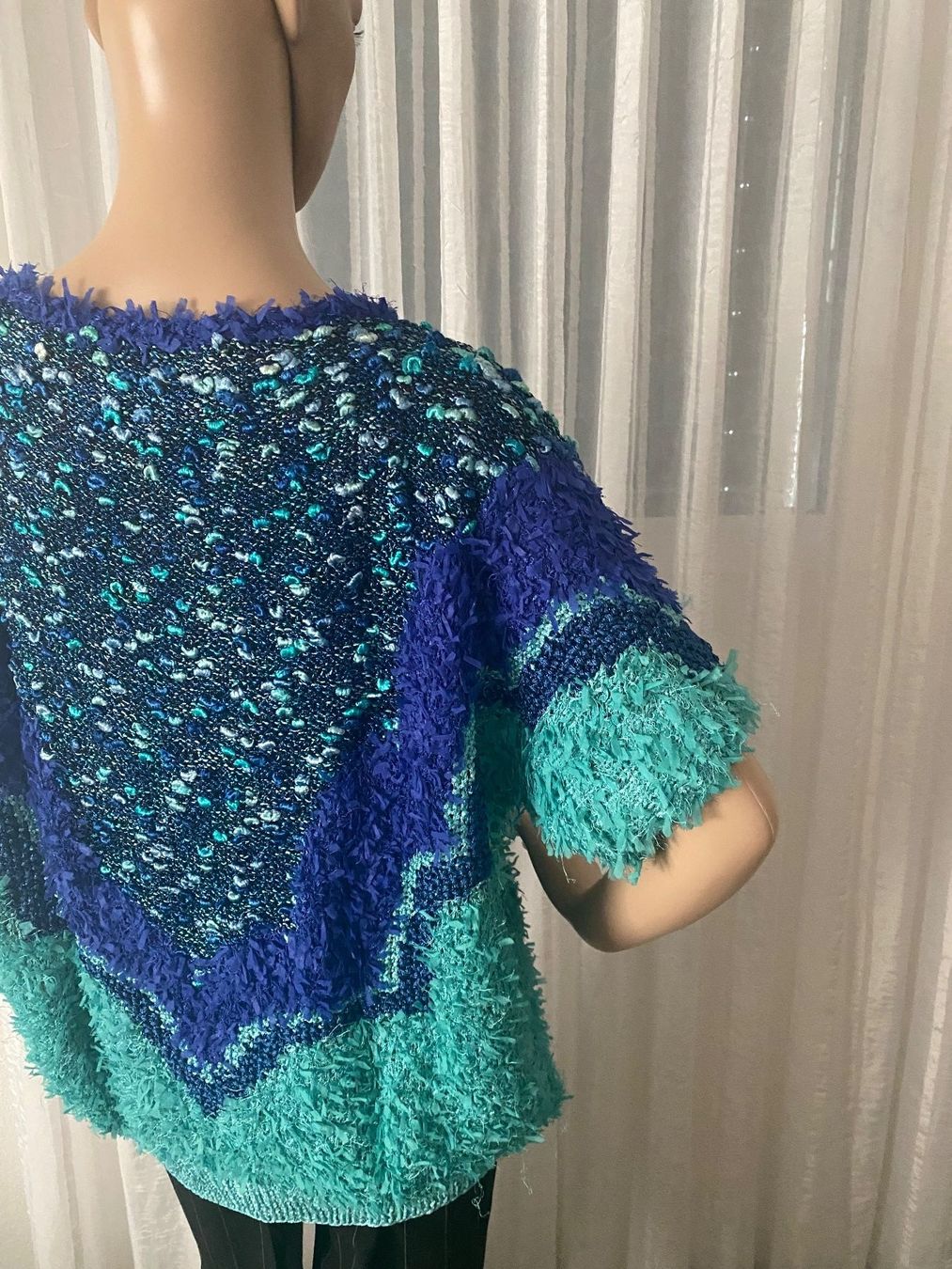 Pullover & Sweatshirts: Perfekter Auftritt - UNIKAT - HAND MADE Strickpulli, M/L – Neu (gemäss Beschreibung) aus Winkel von ferrari2022 2