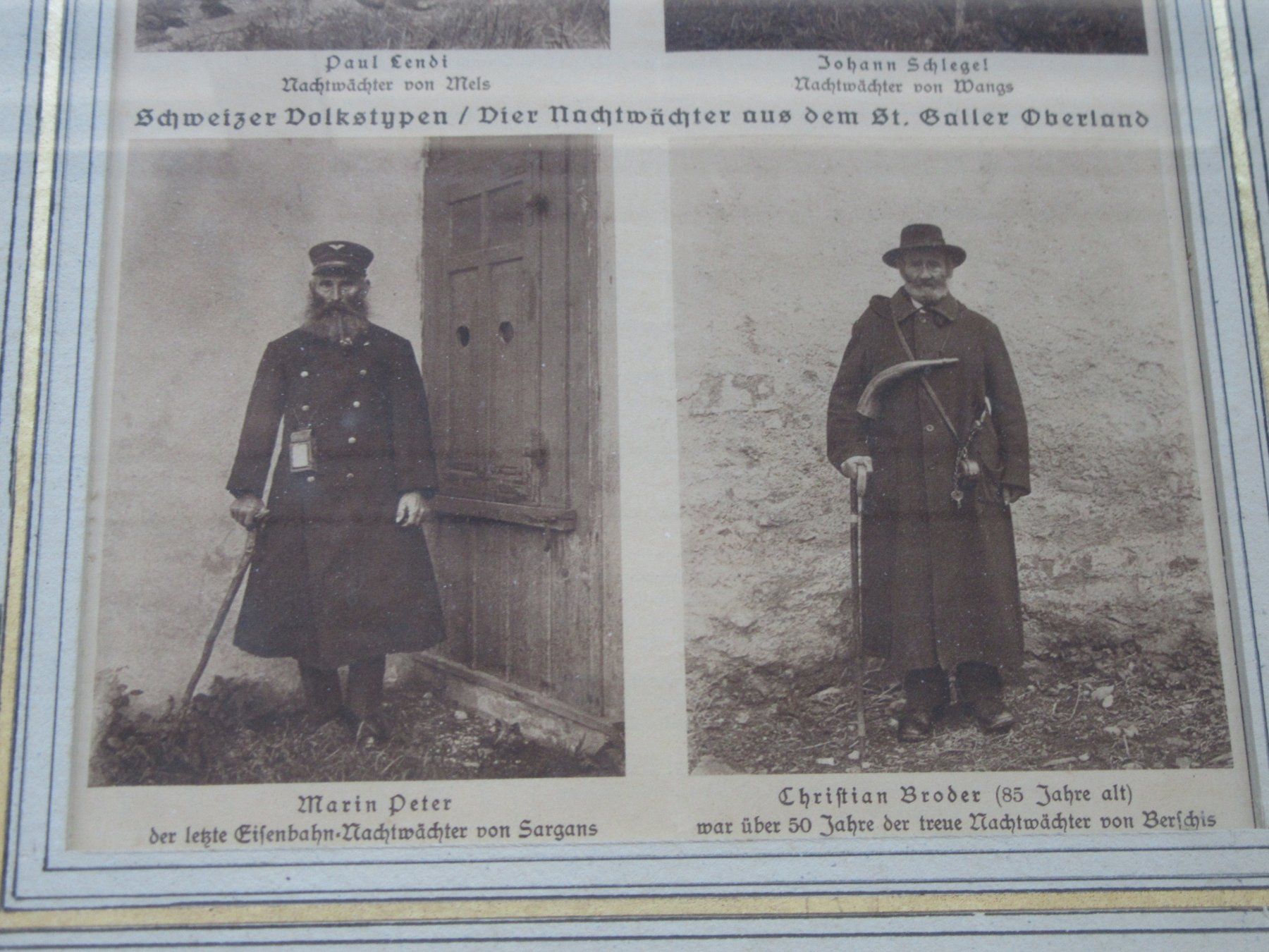 Posters & Illustrations: vier Nachtwächtern aus dem Sarganserland – D'occasion à Mels par Sandylein 2