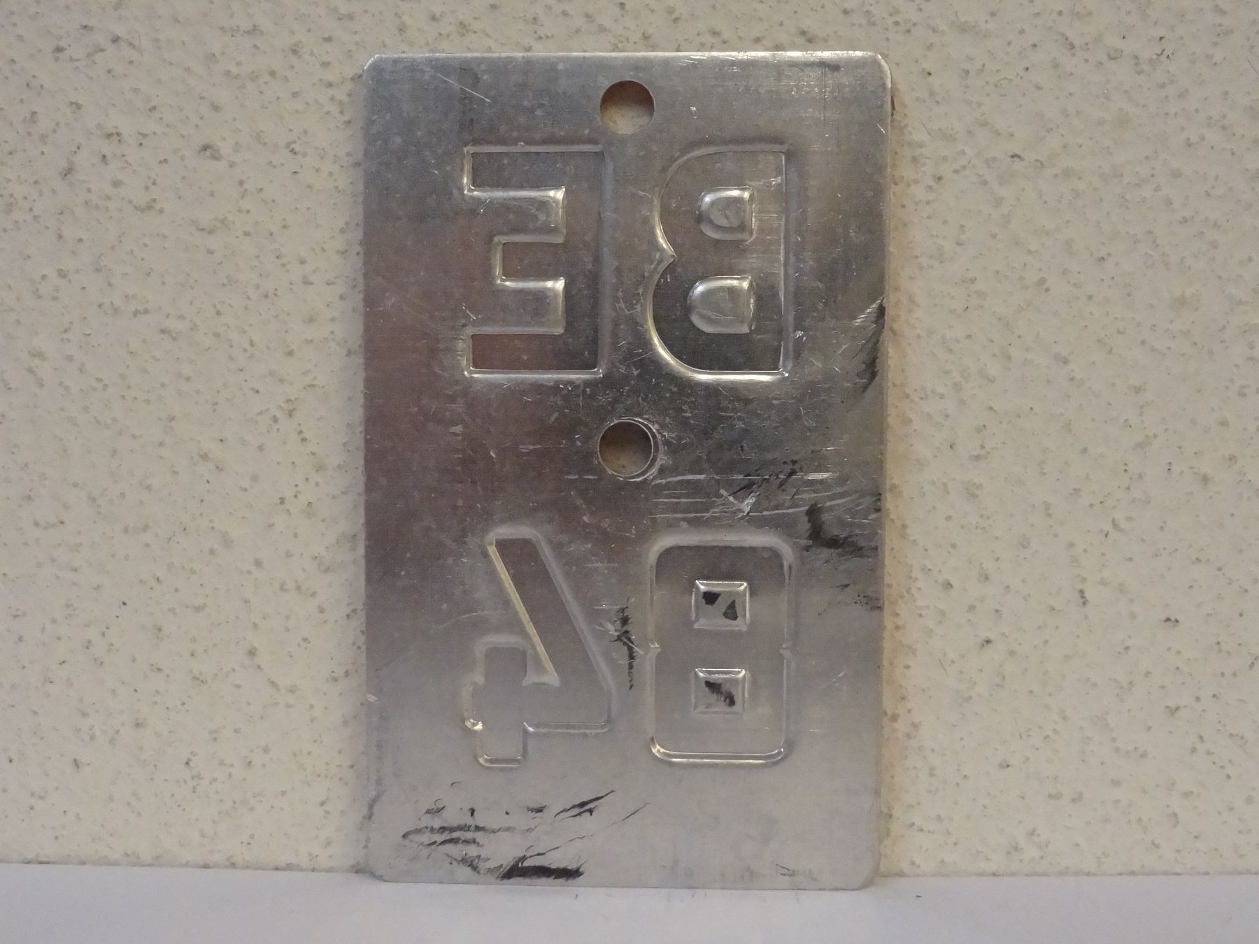 Schilder: BE 84 VELONUMMER - FAHRRADSCHILD – Gebraucht aus Kerzers von zimmergruen 1