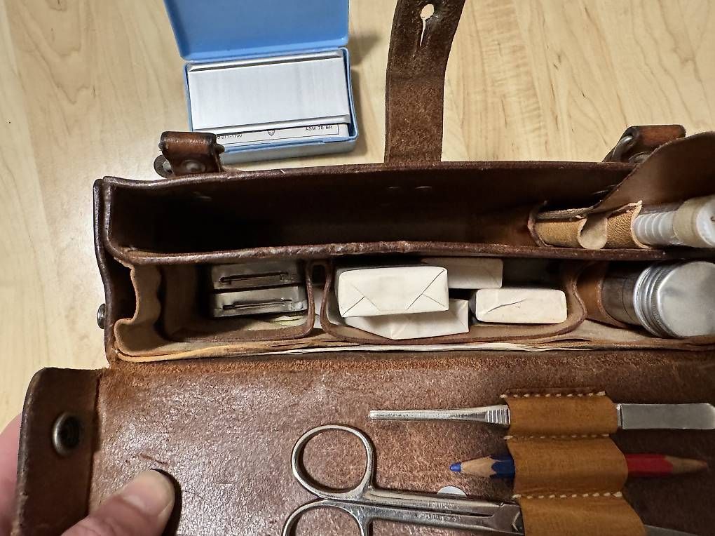 Taschen: Sanitätstasche – Gebraucht aus St. Gallen von mel_gg2g