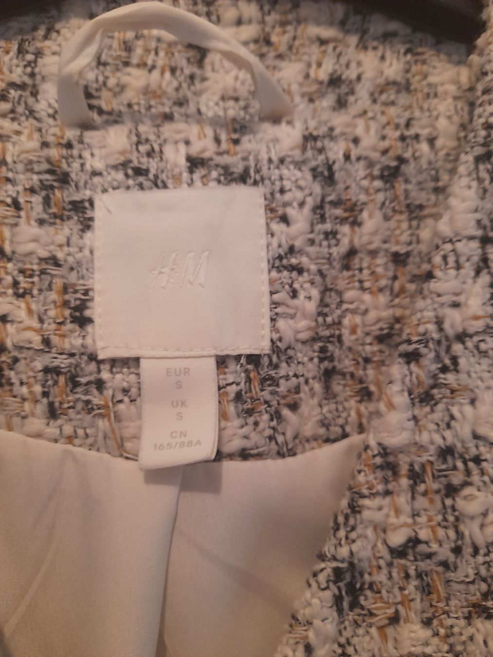 H&M Gilets & Westen: Frauen - Gilet ,Neu. – Neu und originalverpackt aus Pfaffnau von gologoldun1953 2
