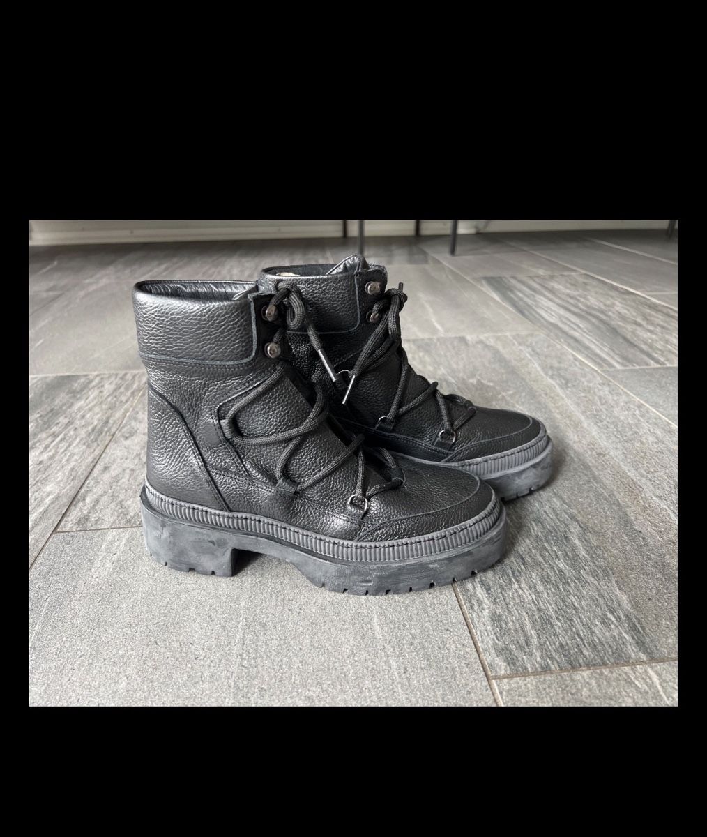 Damenschuhe: Stiefel Leder schwarz : 37 – Gebraucht aus Zürich von Proton_Slit
