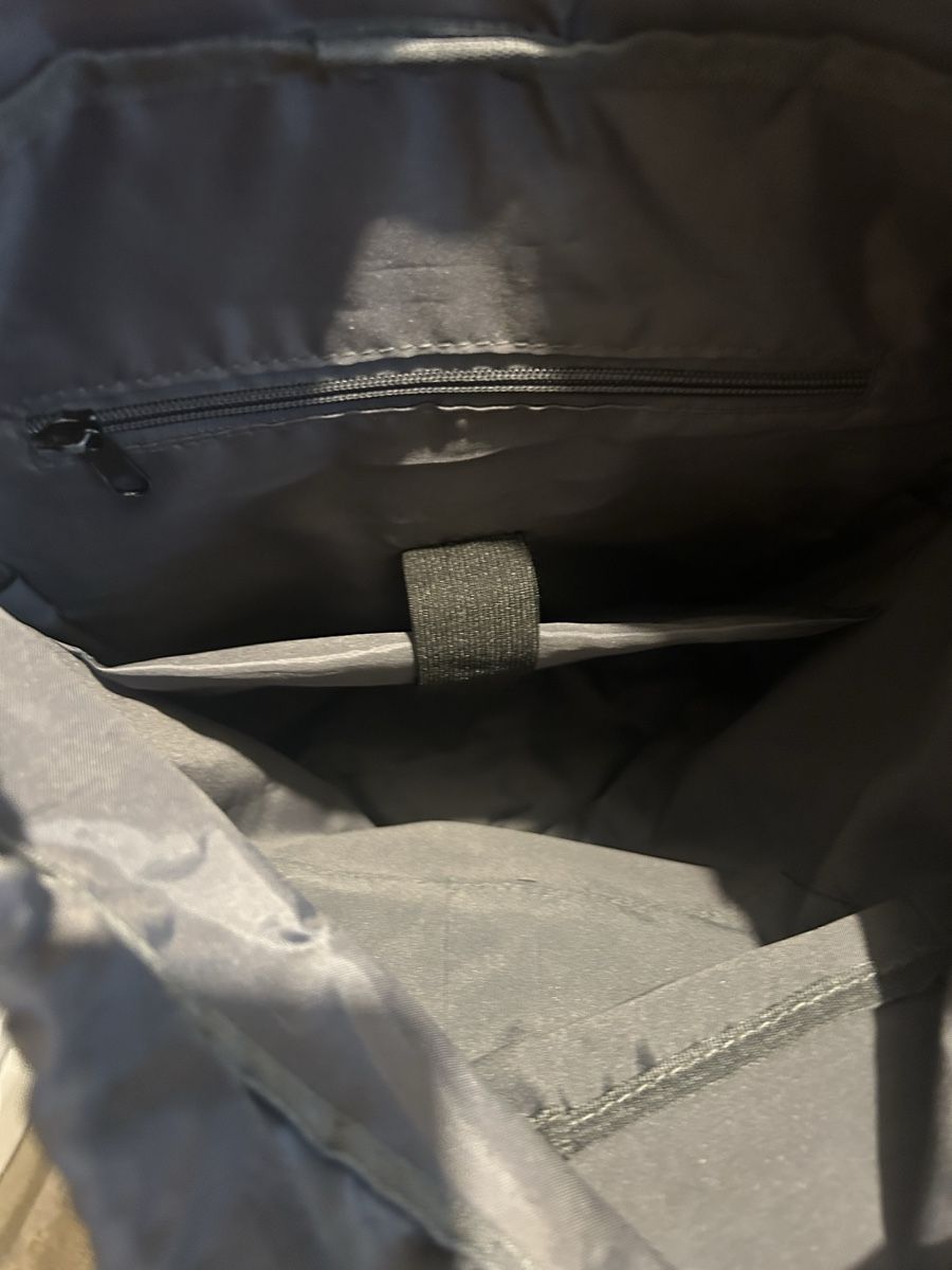 Zaini: Sac à dos gris à pois blancs – Nuovo (secondo la descrizione) da St-Prex venduto da mar_f6t6 3