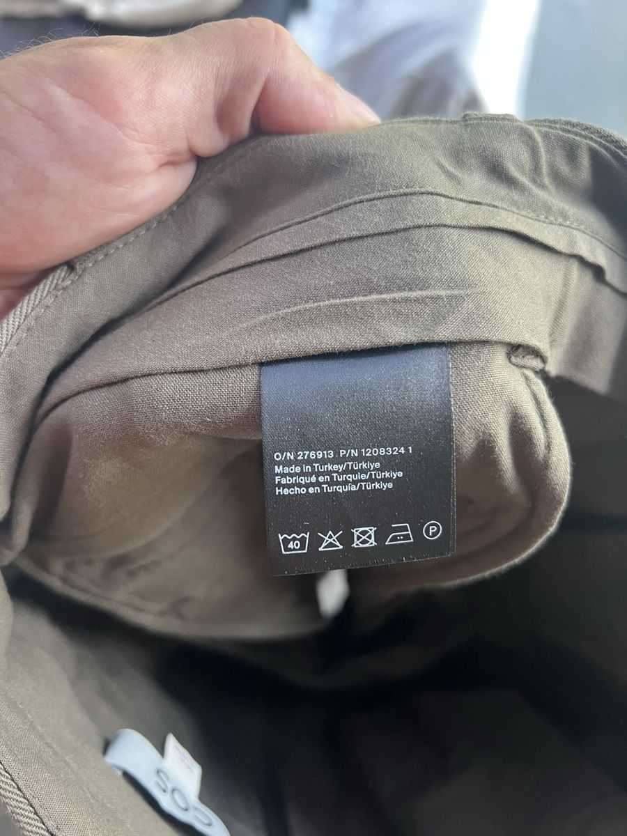 Cos Pantalons: Pantalon COS olive – Neuf (Voir description) à Villars-Ste-Croix par Maaaat 3