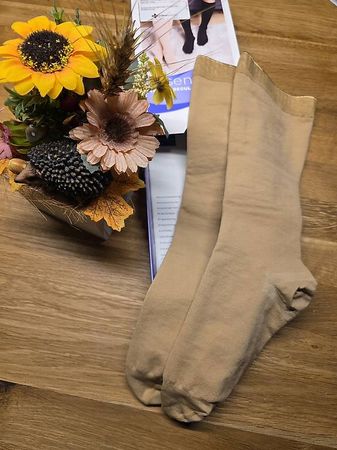 Ganz neue Strumpfhose XS