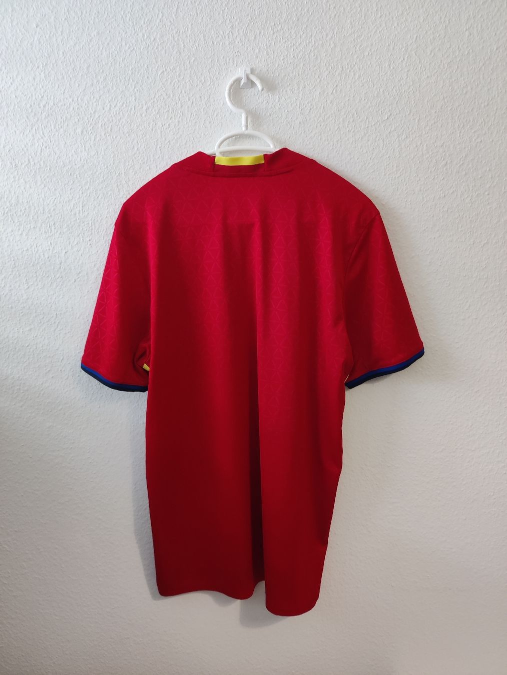 Adidas Canottiere & Pantaloni: Spanien 2016 (L) – Usato da Basel venduto da Ringolero 1
