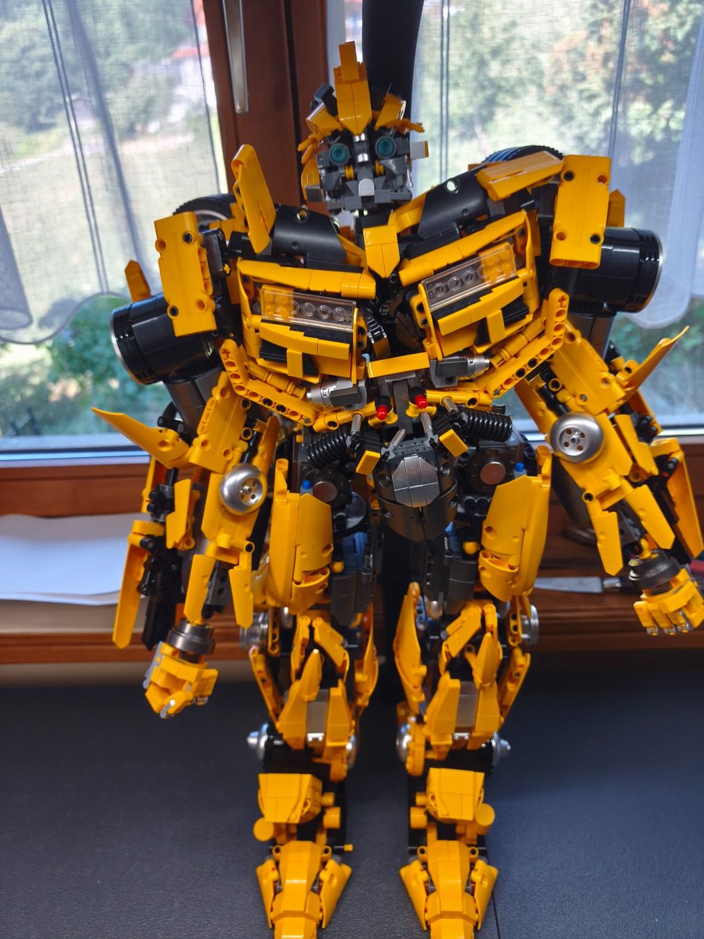 Technics Kit di costruzioni: Lego Technic Bumblebee Transformer Roboter Set 5690 Teile – Usato da Disentis/Mustér venduto da Tattl1977