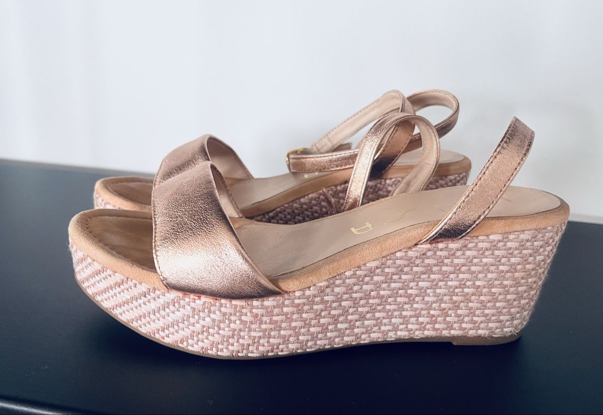 Unisa Scarpe da donna: Unisa Sandalette, Gr.36 - roségold – Usato da Neuhausen venduto da Ann.Drea
