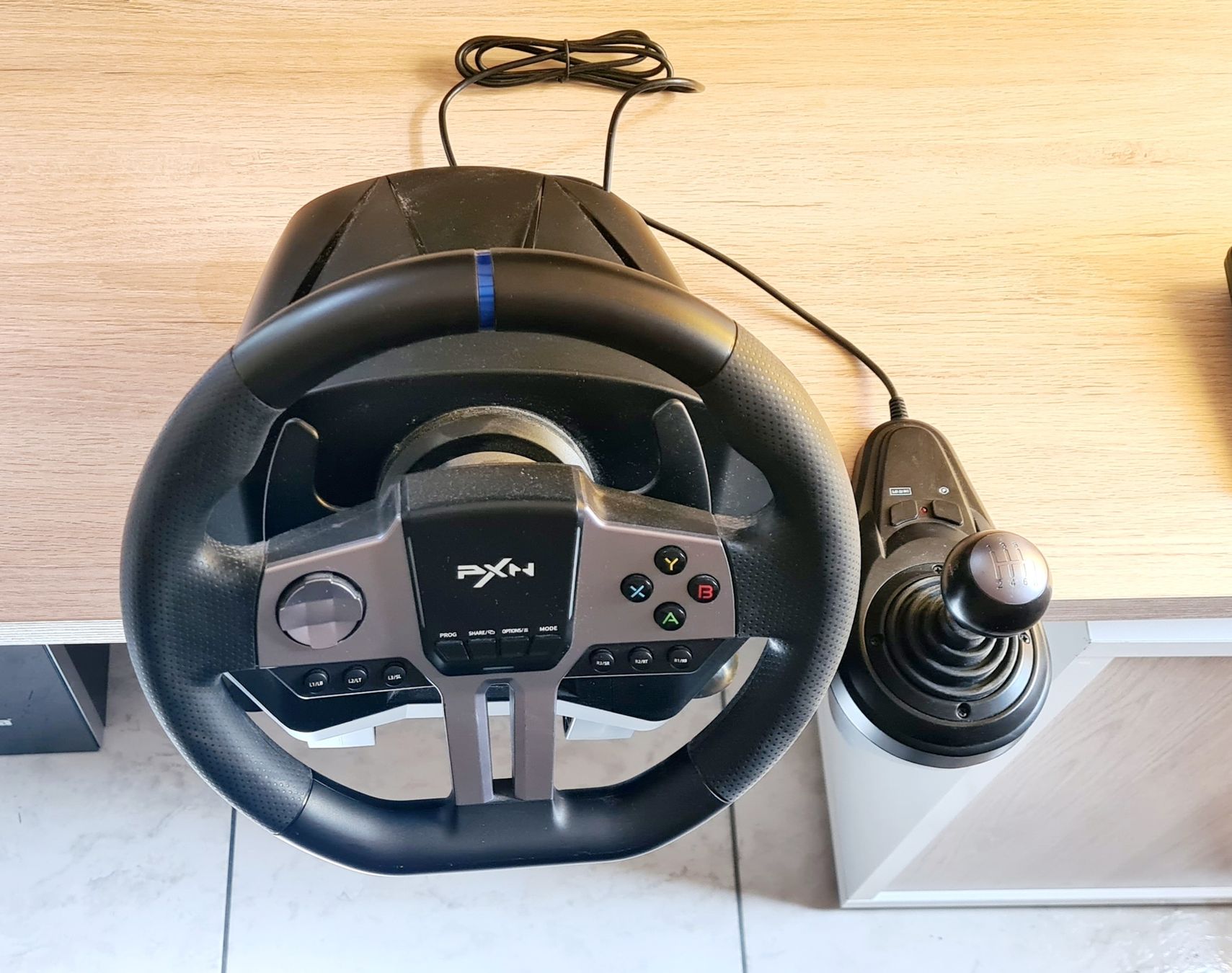 Controller: Lenkrad mit Handschalter V9 Gen2 – Usato da Péry venduto da luigi.tuttifrutti