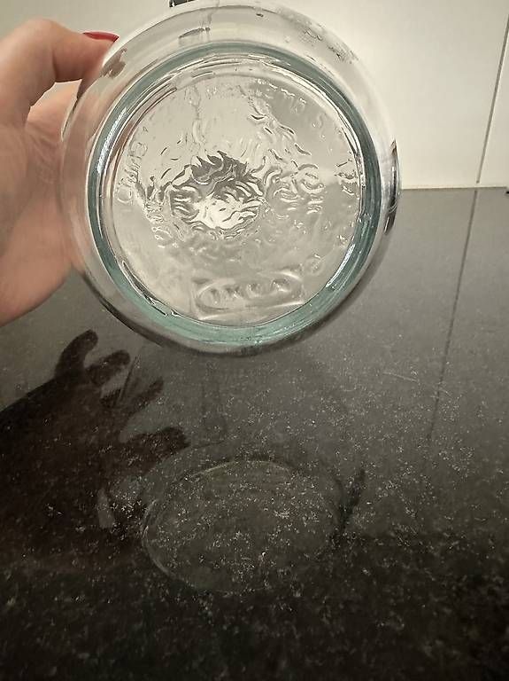 Carafes: IKEA Glaskaraffe mit Griff  – D'occasion à Busswil BE par verowo 1
