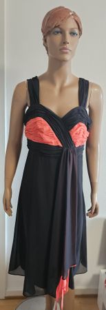 Neues sommerliches Abendkleid, Gr. 44, Schwarz/Koralle