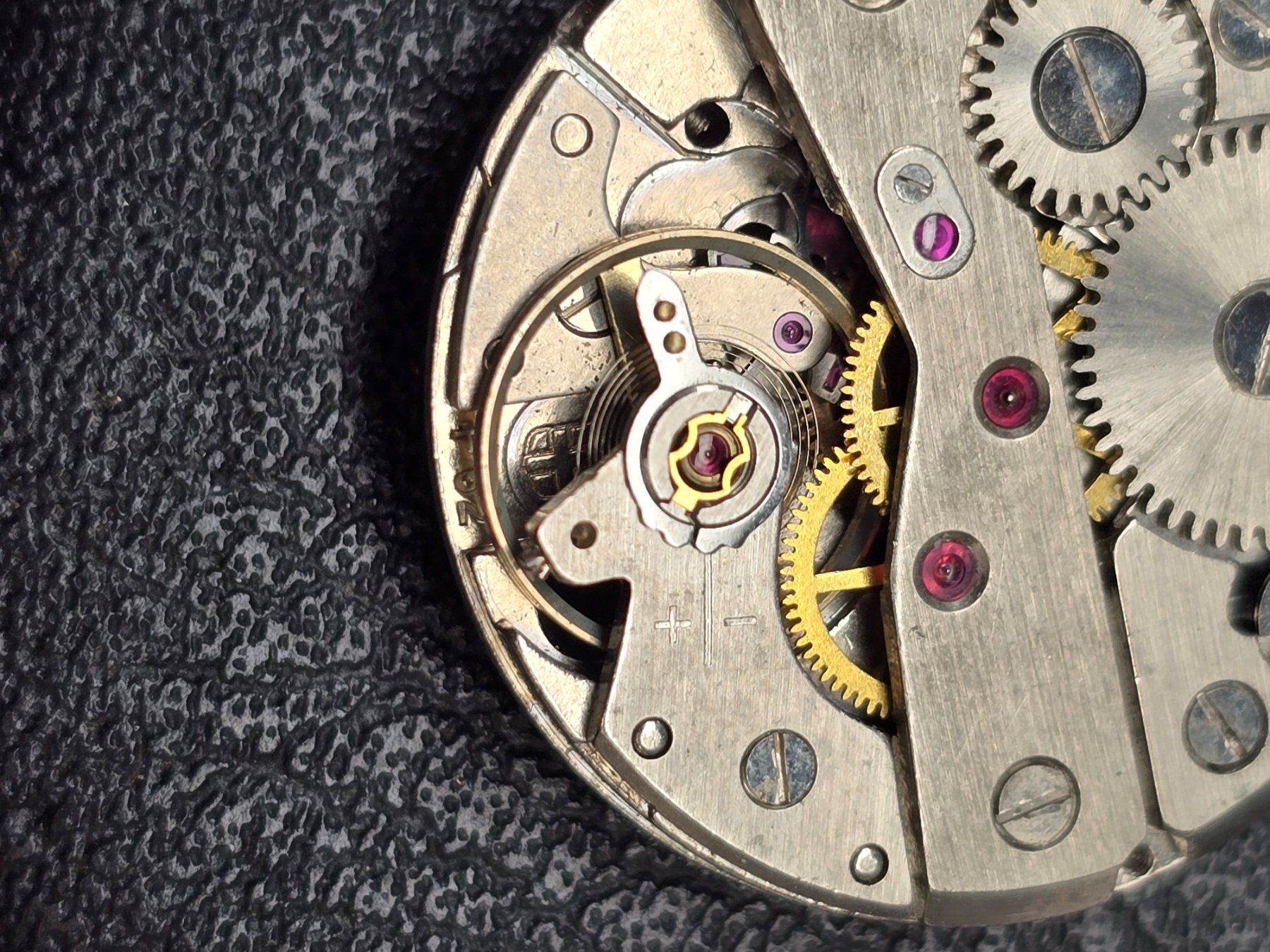 Orologi: Mouvement P62 – Difettoso da Tramelan venduto da Nirdan 3