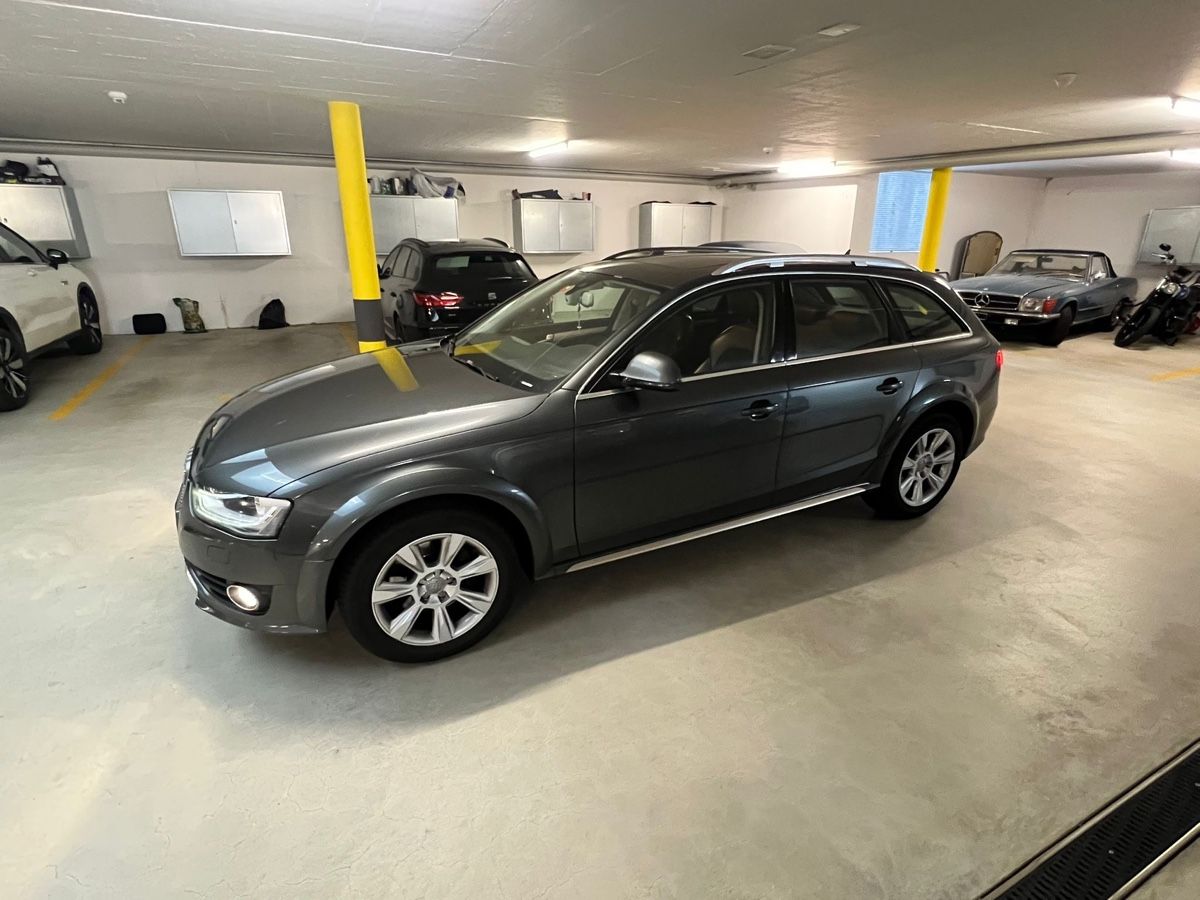 Audi Automobili: Audi a4 Allroad  3,0 TDi – Usato da Rotkreuz venduto da 74max