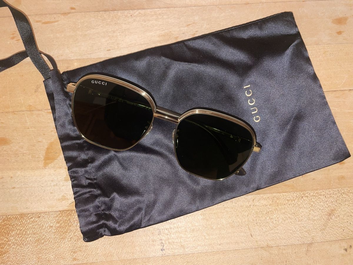 Gucci Lunettes & Verres: Gucci Sonnenbrille, Neu – Neuf avec emballage d'origine à Zürich par tiiina4