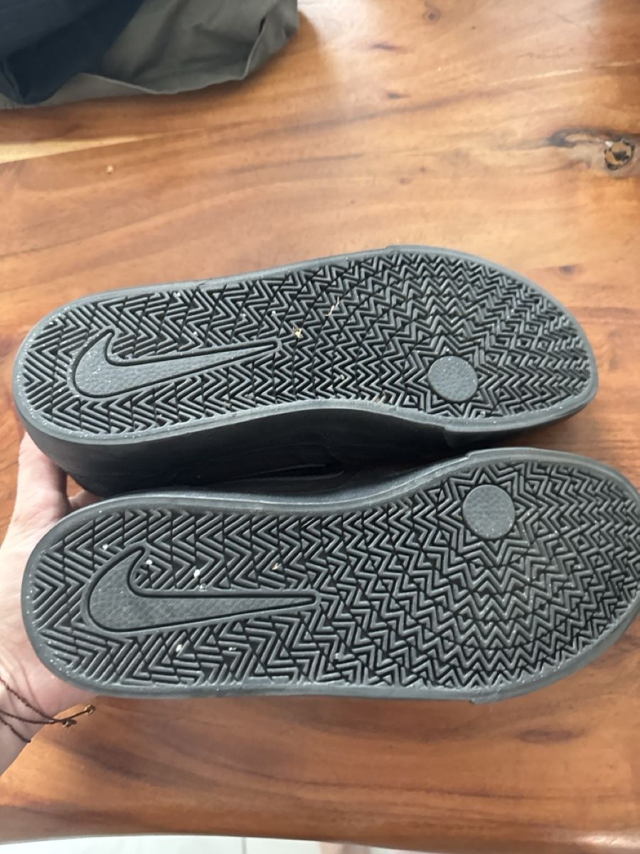 Nike Damenschuhe: Sneaker Gr.38.5 Nike – Gebraucht aus Sissach von fre_m8fn 4