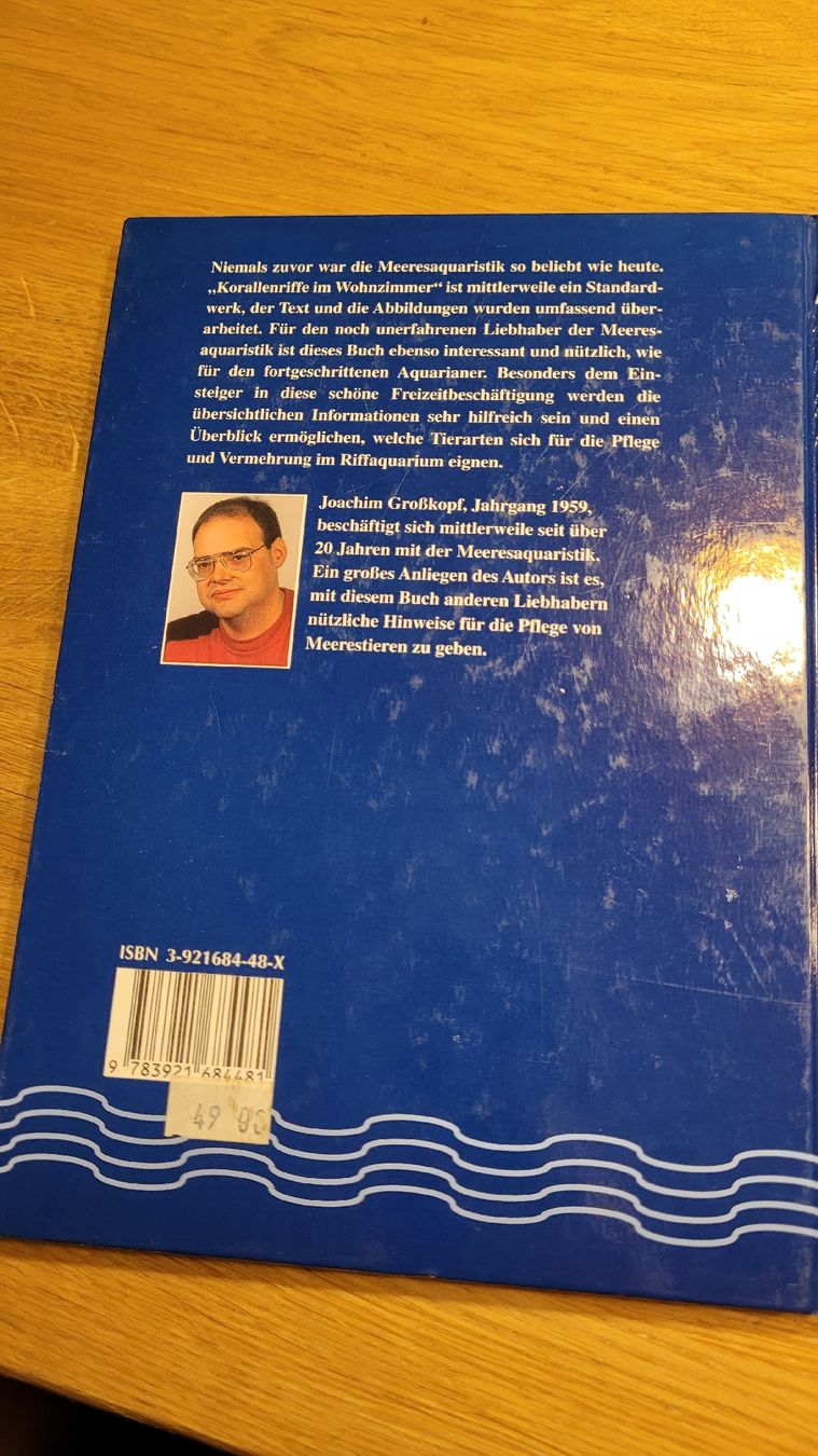Bücher: Korallenriffe im Wohnzimmer – Gebraucht aus Uetendorf von Heyhey3661 1