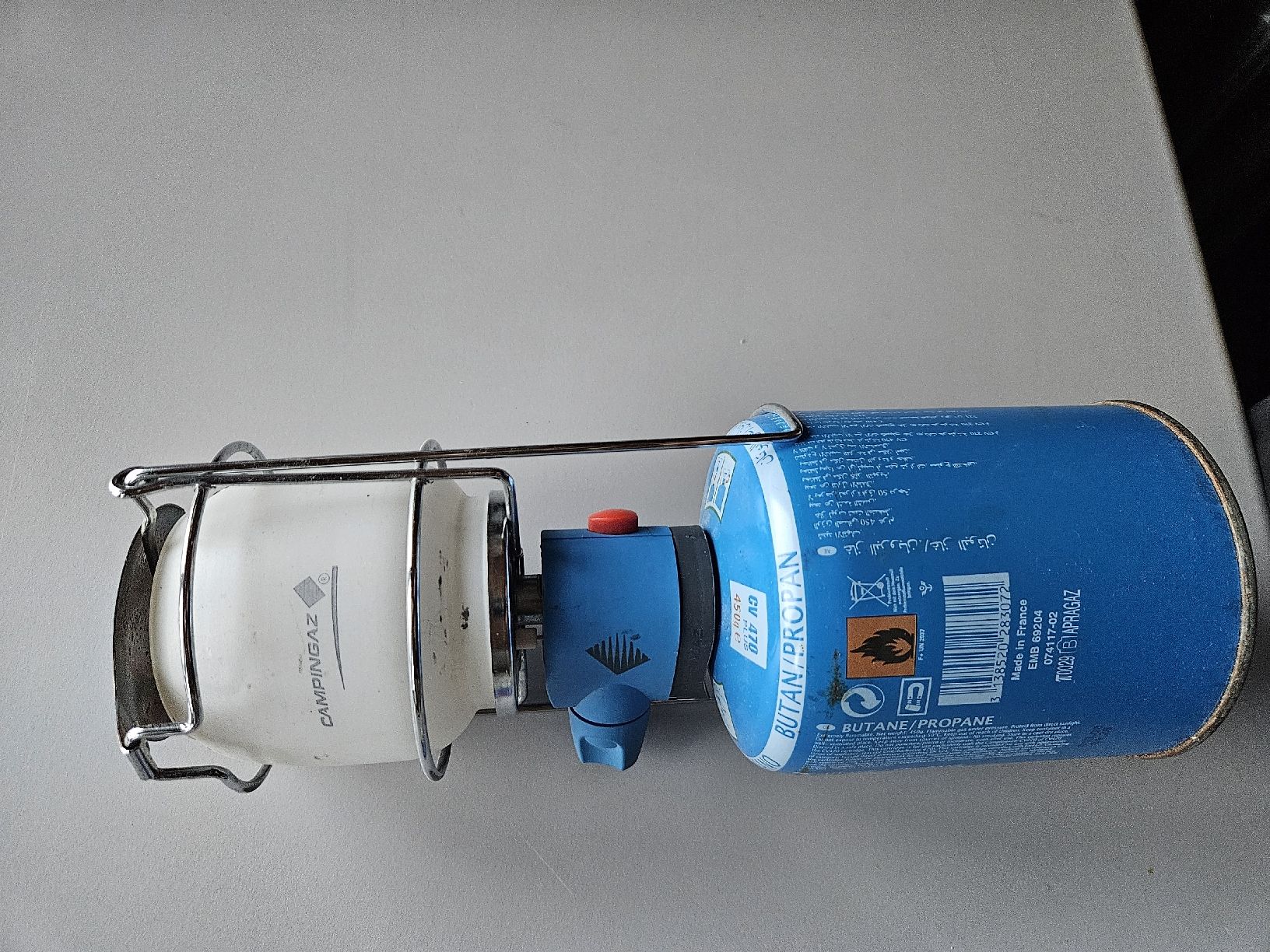 Campingaz Lampen: Campingaz Lampe mit 2 Gaskartuschen und Glühstrümpfe – Gebraucht aus St.Gallenkappel von RocknSkull 2
