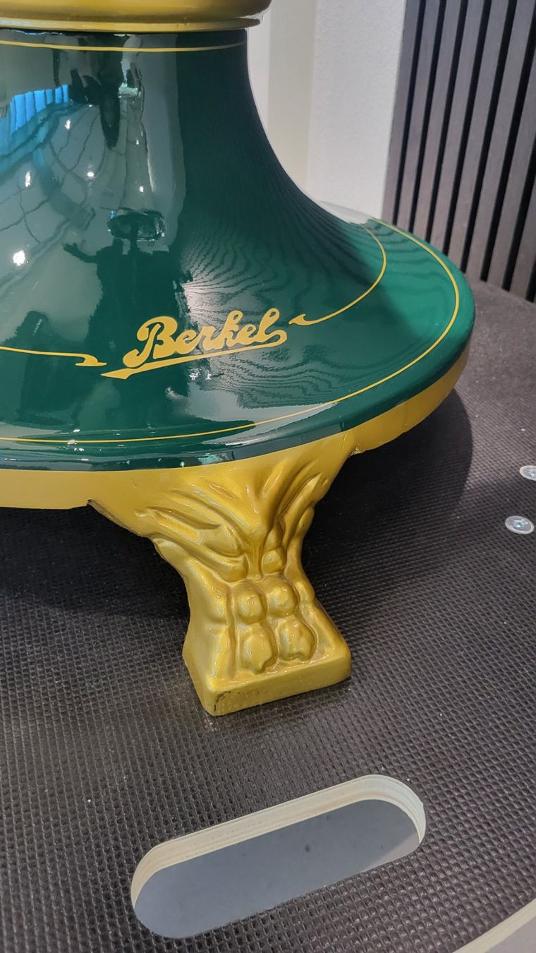 Berkel Elettrodomestici da cucina: original restaurierte Berkel Model 8 grün – Usato da Zürich venduto da Autocity 7