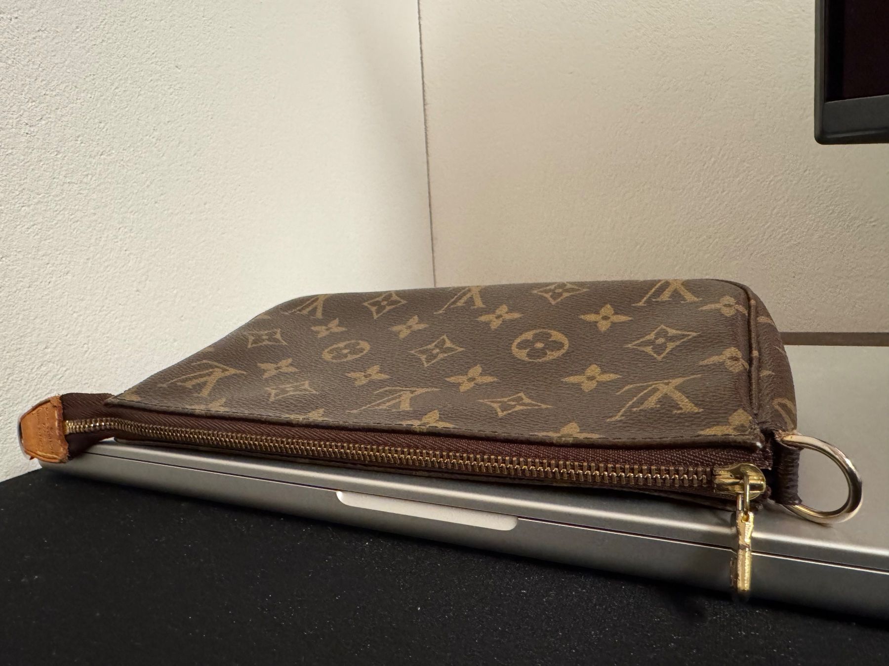 Louis Vuitton Borse da donna: Louis Vuitton Monogram Pochette Tasche – Usato da Schübelbach venduto da Rahnmont 3