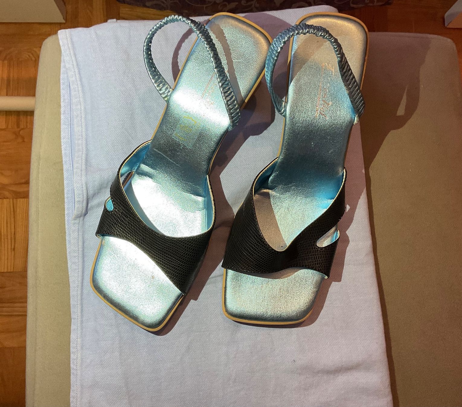 Scarpe da donna: Sandale été élégante, taille 39 – Usato da Icogne venduto da luna.16 8